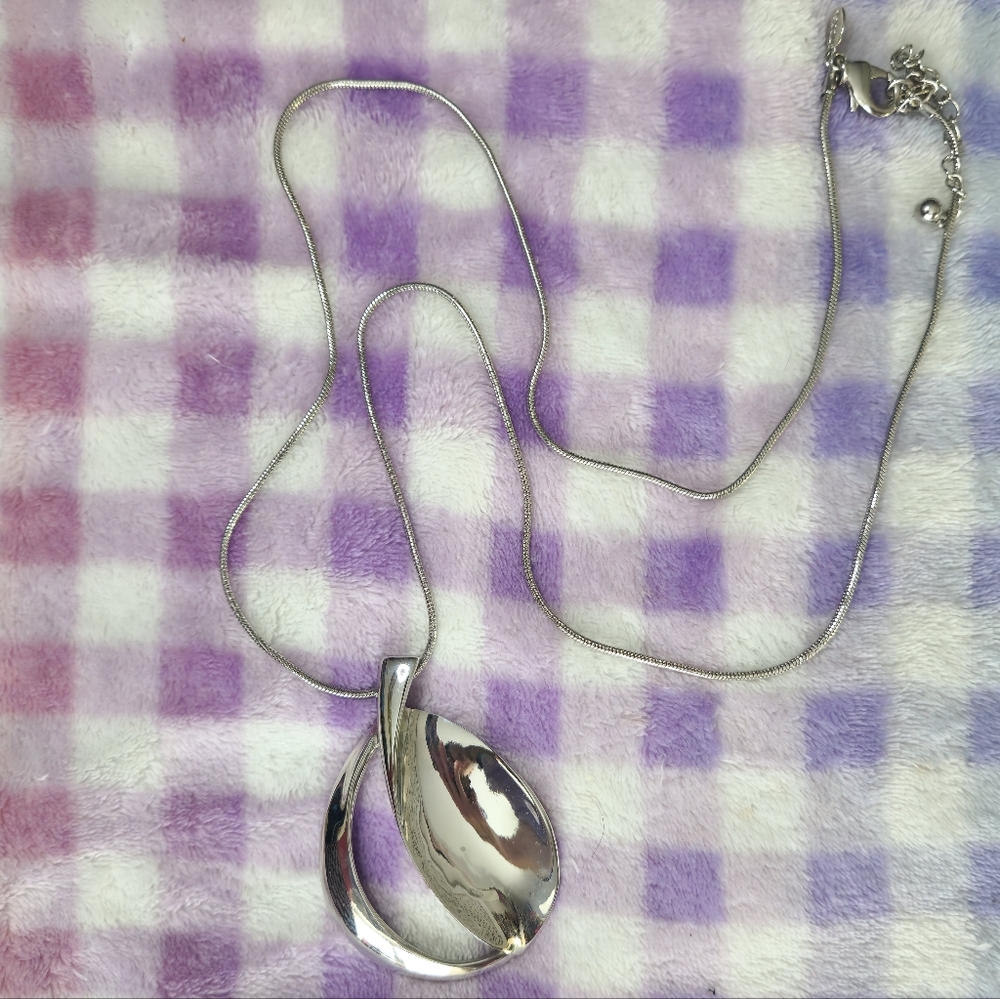 Chico's Silver Teardrop Necklace